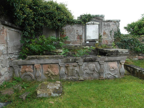 Auldearn Churchyard - Nairn PDF
