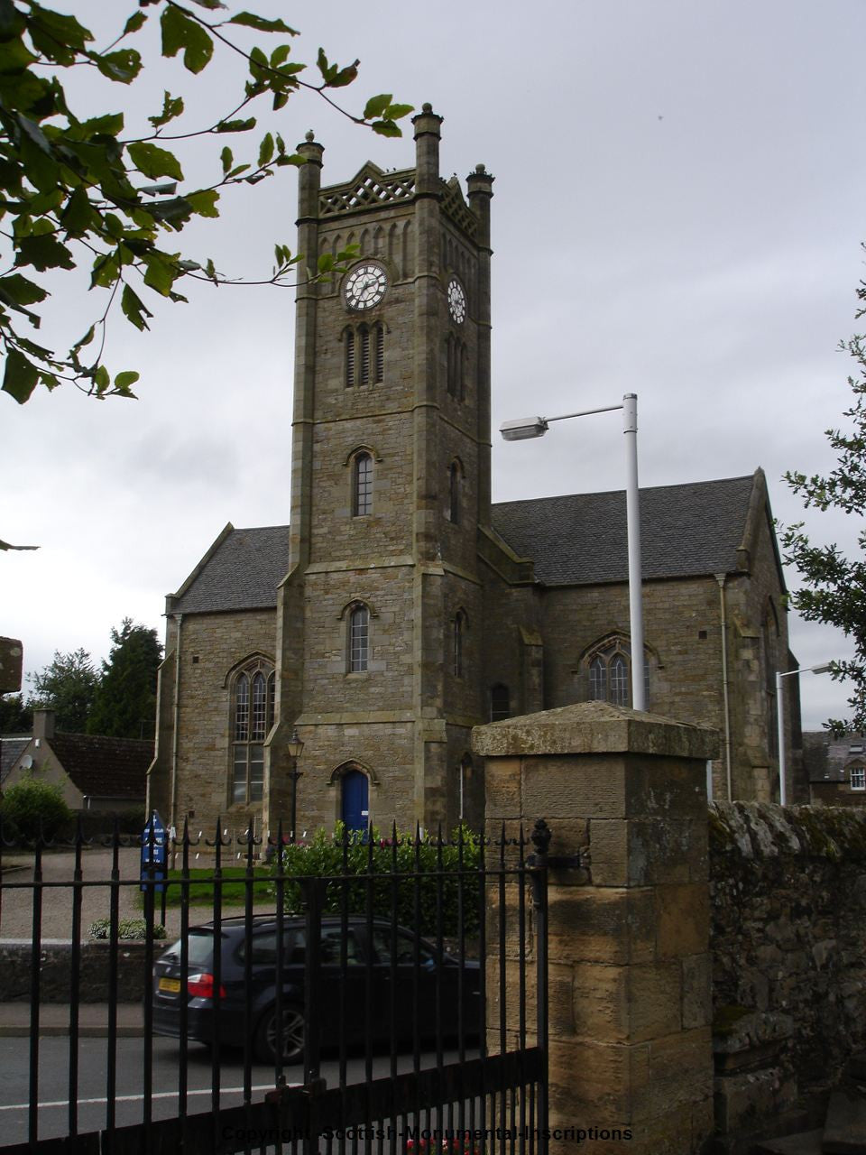 Kingskettle Churchyard- Cemetery - Fife PDF