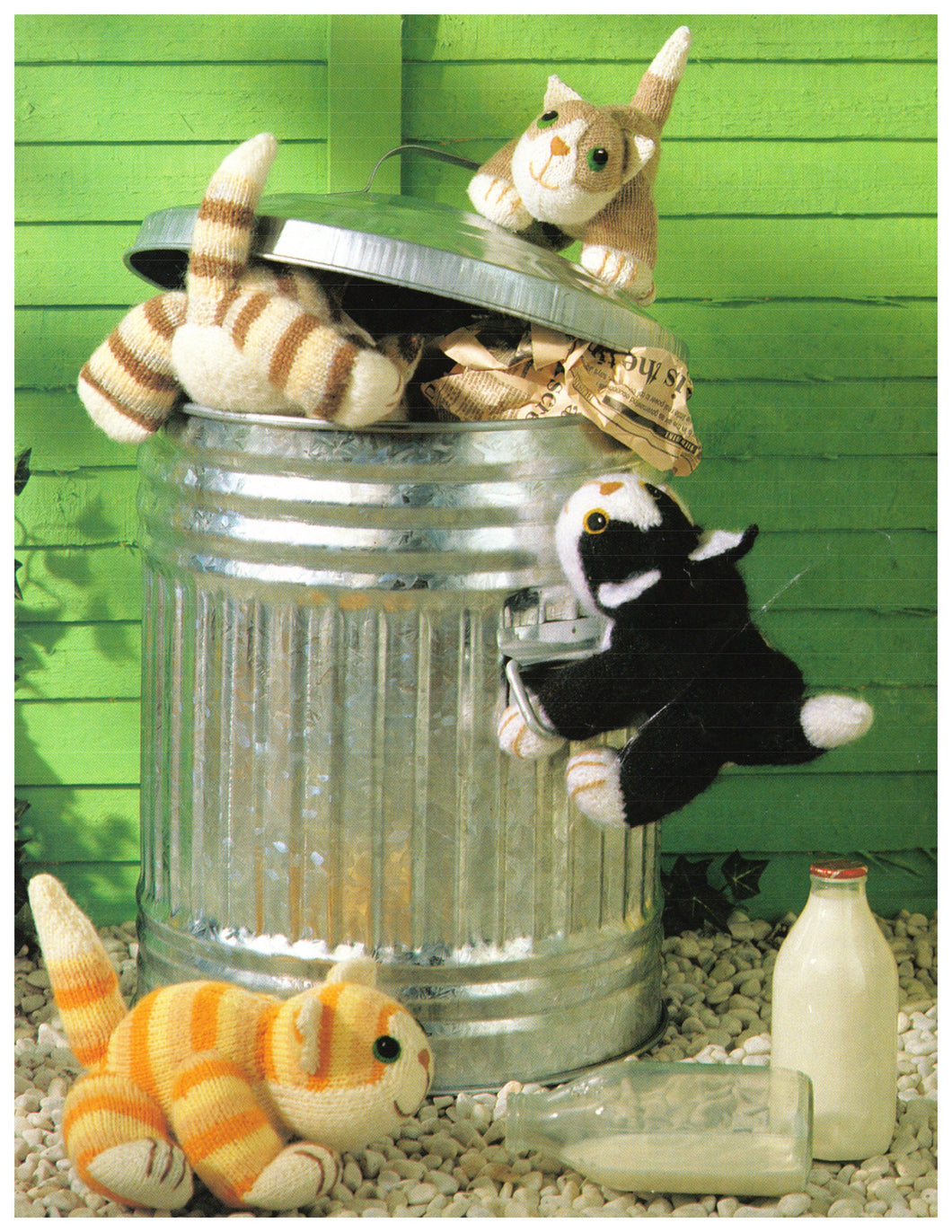 Kitten, cats Knitted toy pattern-  Knitted in DK 8Ply or 4 Ply Fingering Wool - Knitting Pattern PDF KNITTING Pattern