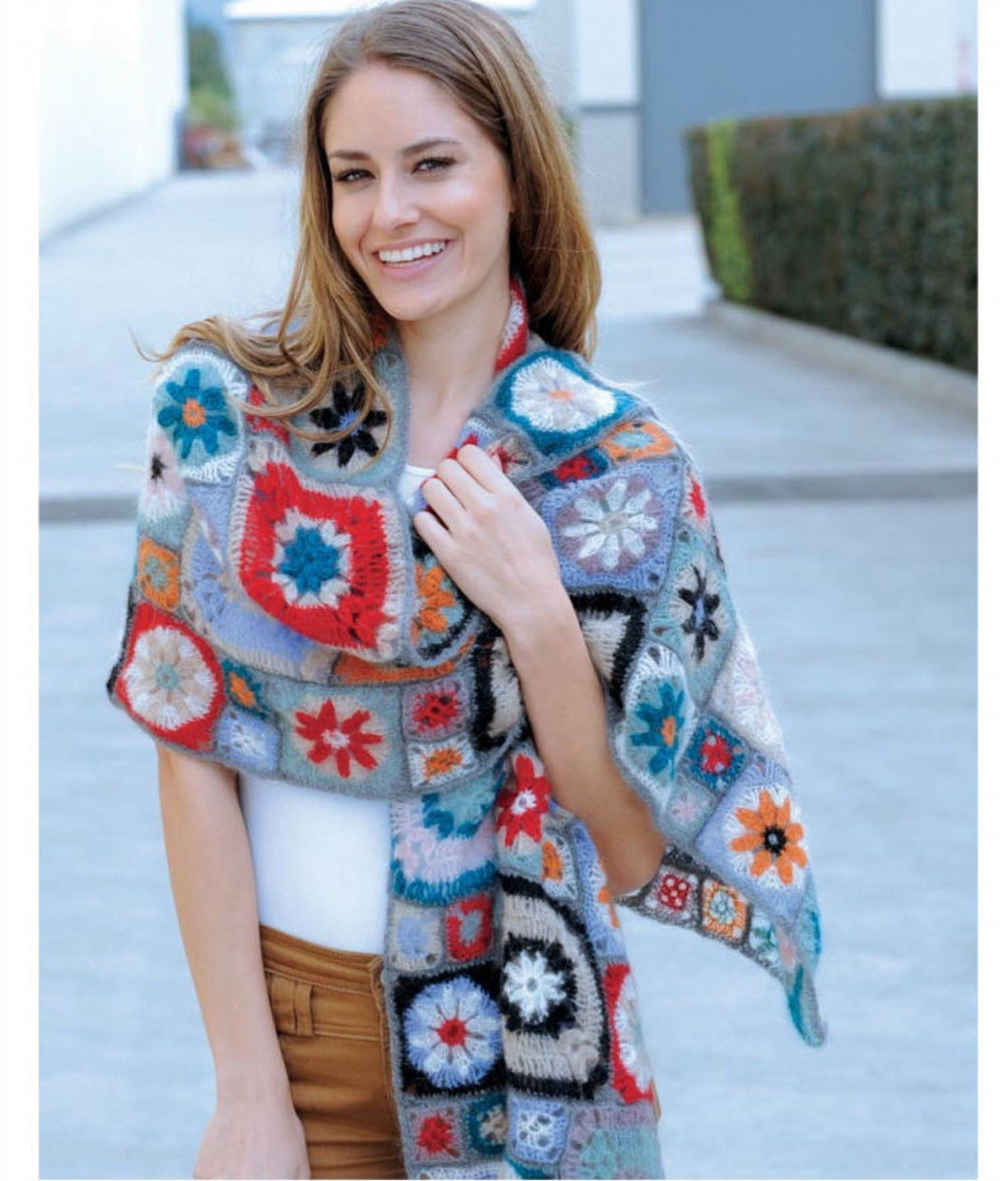 Womans Crochet Granny Squares Boho Shawl ~ Aran worsted 10 Ply Wool Knitting Crochet Pattern pdf Download