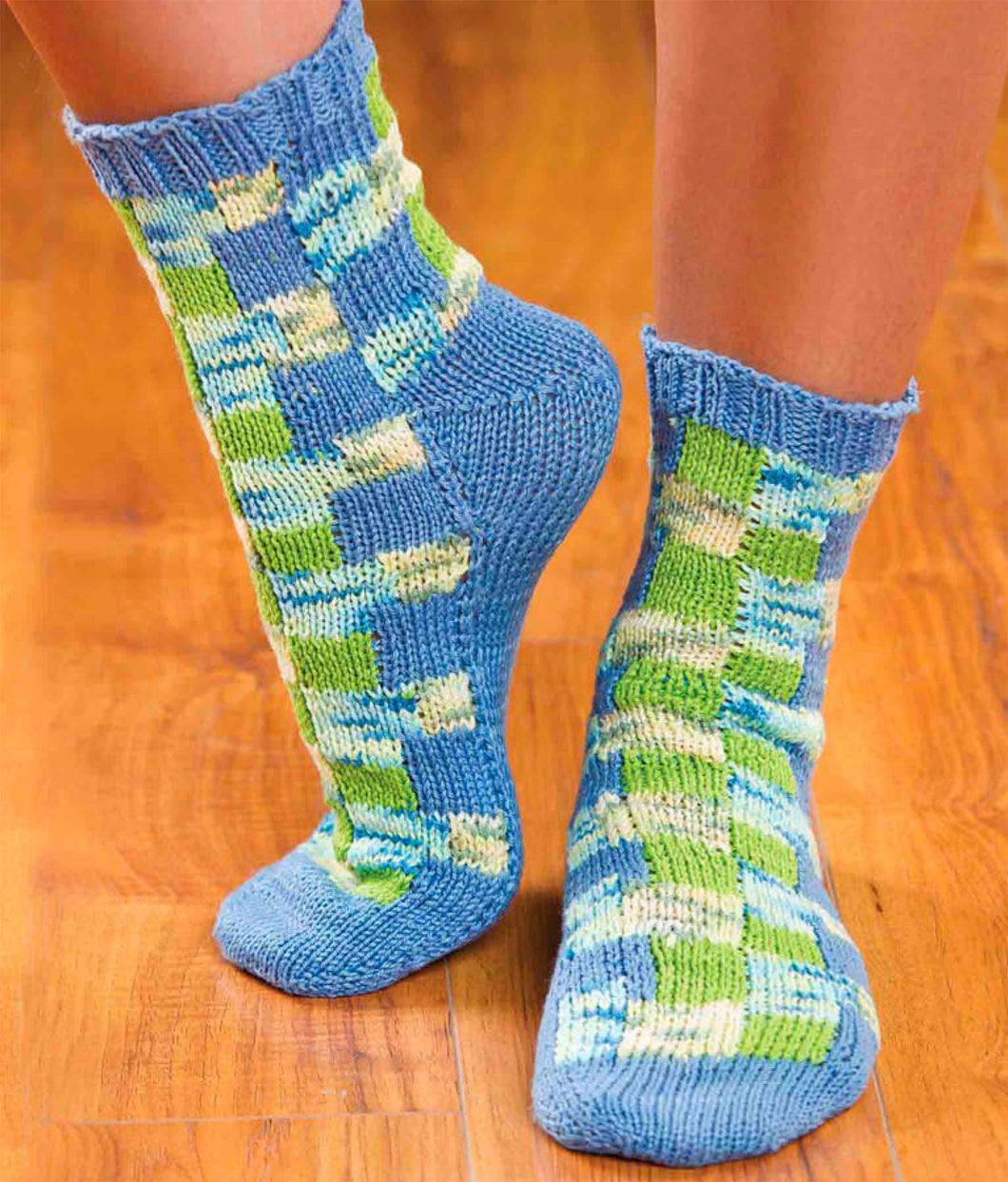 Adult Socks Knitting Pattern - Patchwork design- sport weight yarn needed- Knitting pattern- Download PDF