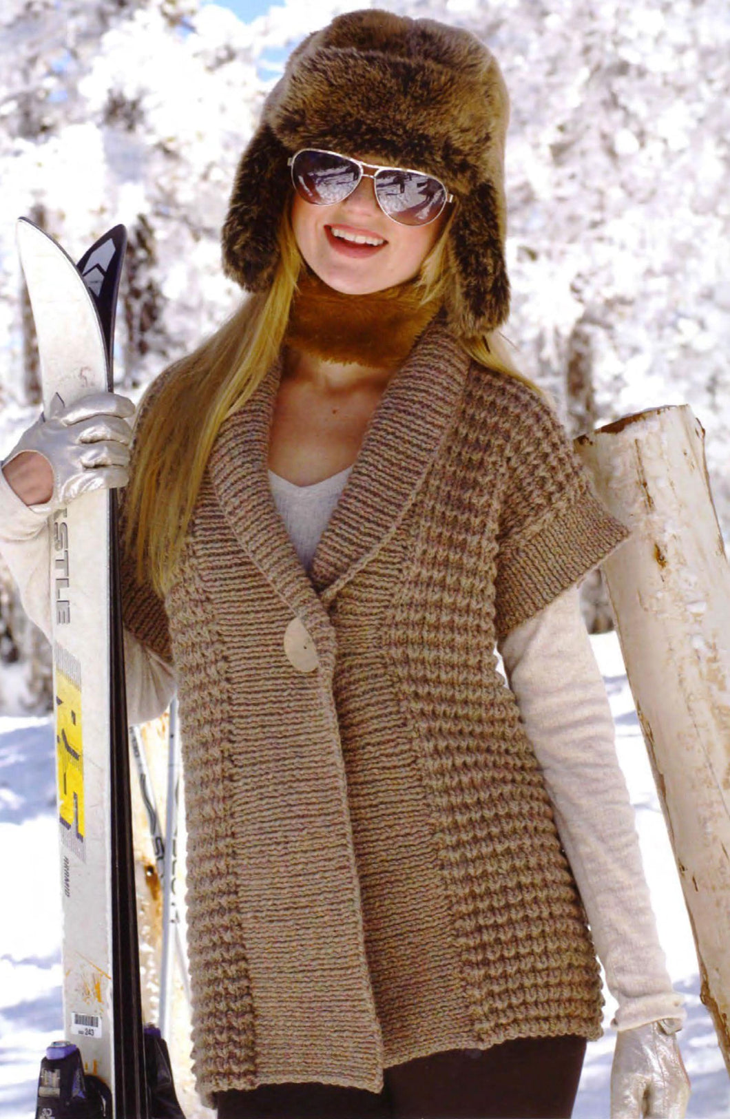 Woman's Chunky One button Textured  Waistcoat - Jacket in Chunky Bulky 12 ply Yarn- 32