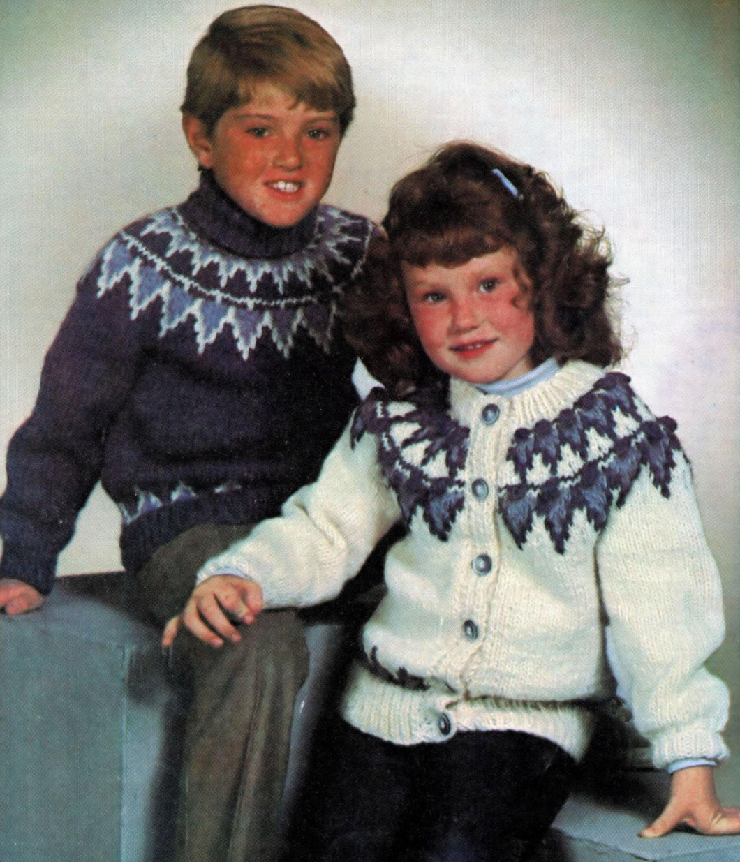 Girl's Boys Fair Isle- Nordic style Cardigan & Sweater- Jumper - Vintage Knitting Pattern - Chunky Bulky 12 ply- chest 22