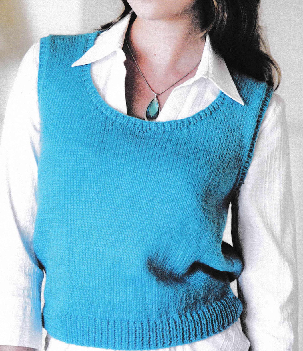 Women's Easy Beginner Round Neck Sleeveless Slipover Sweater Vest-  in DK 8 Ply Light Worsted Wool Knitting Pattern PDF download 81-107 cm