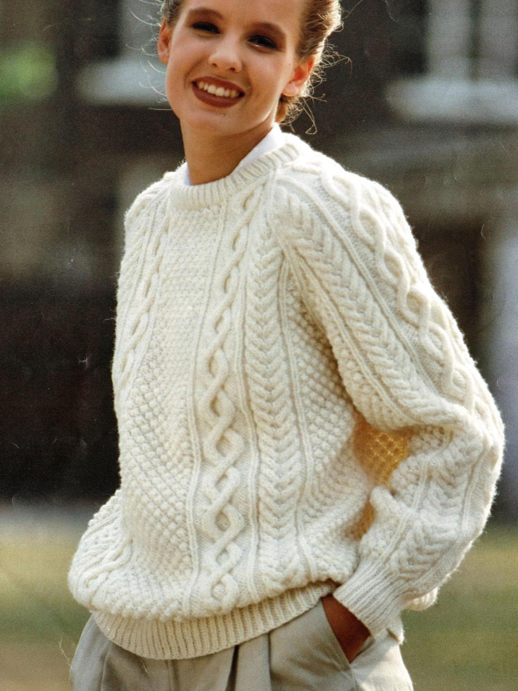Women's Traditional Aran Raglan Sweater Feminine Round Neck Jumper 34 - 48