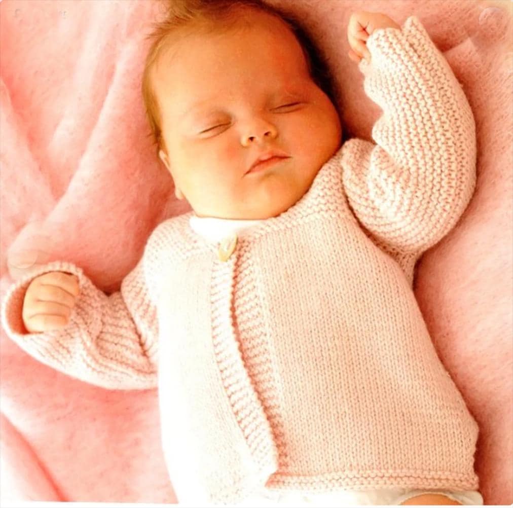 Easy Beginner Newborn Cardigan Jacket Garter & Stocking Stitch Newborn Size ~ DK 8 Ply Light Worsted Knitting Pattern pdf download