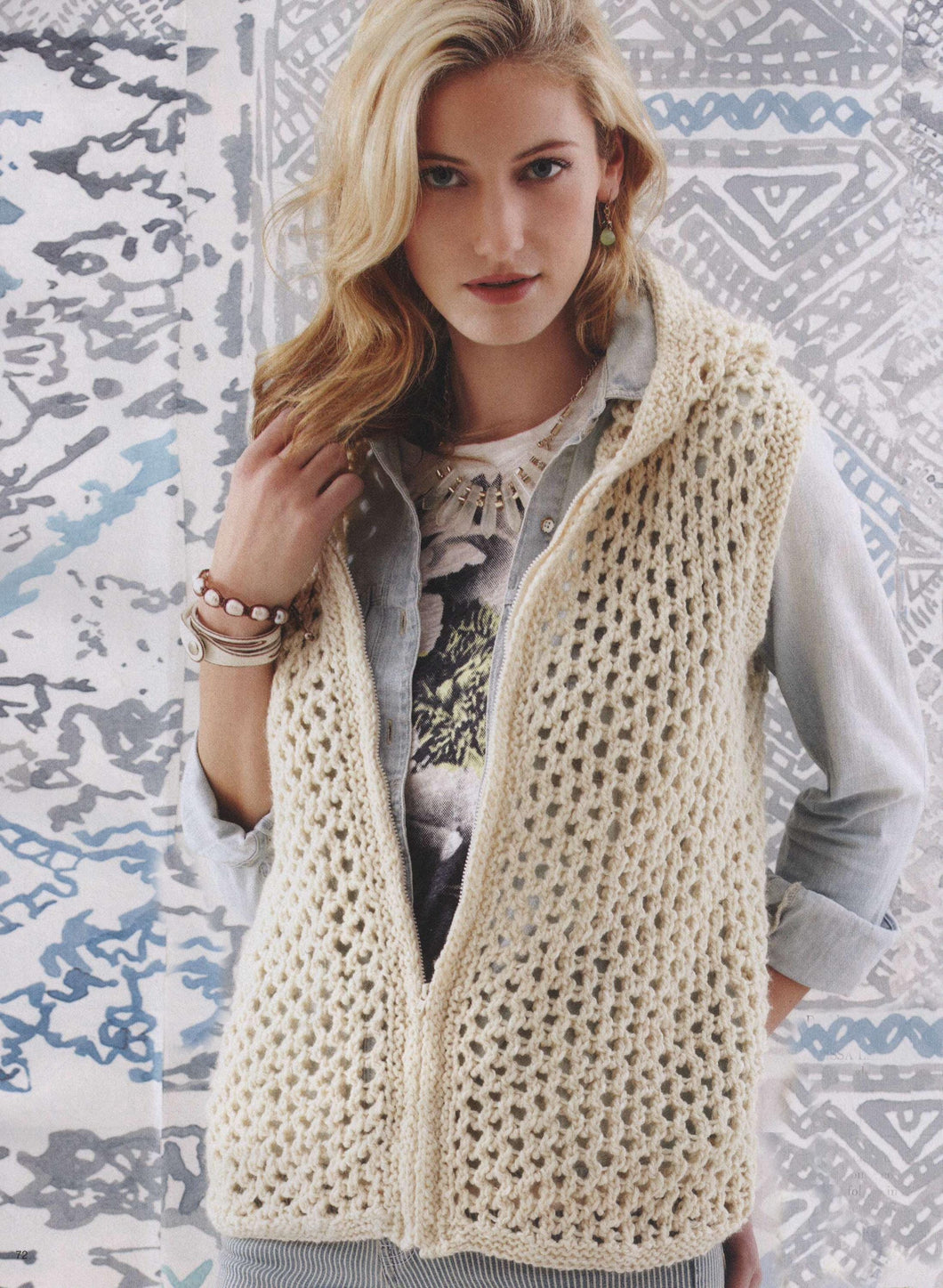 Ladies Worsted zip front hooded vest 33